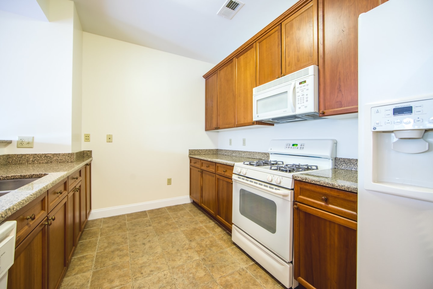 Grandview Apartments Image 26