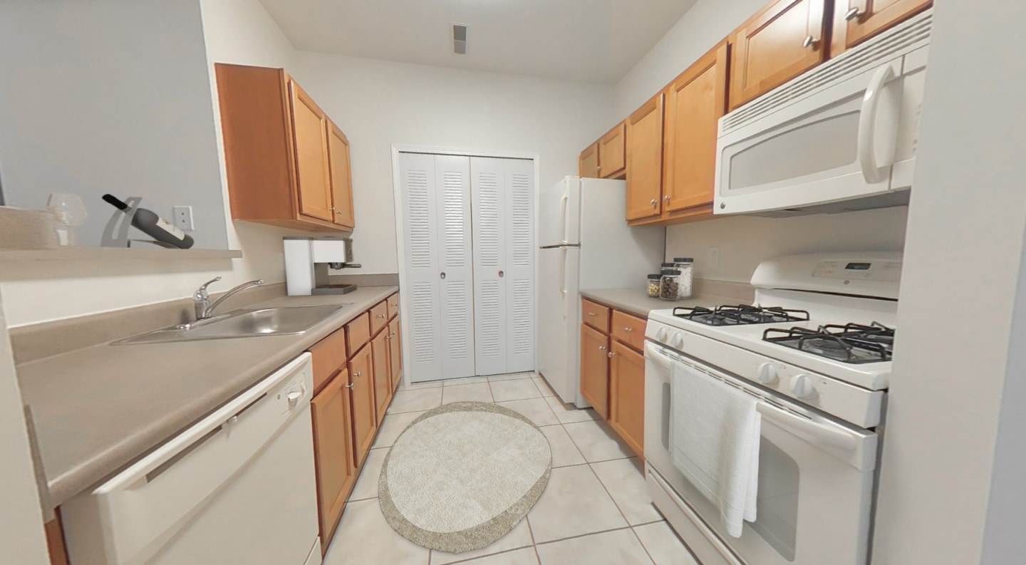 Cobblestone Court Apartments Image 34
