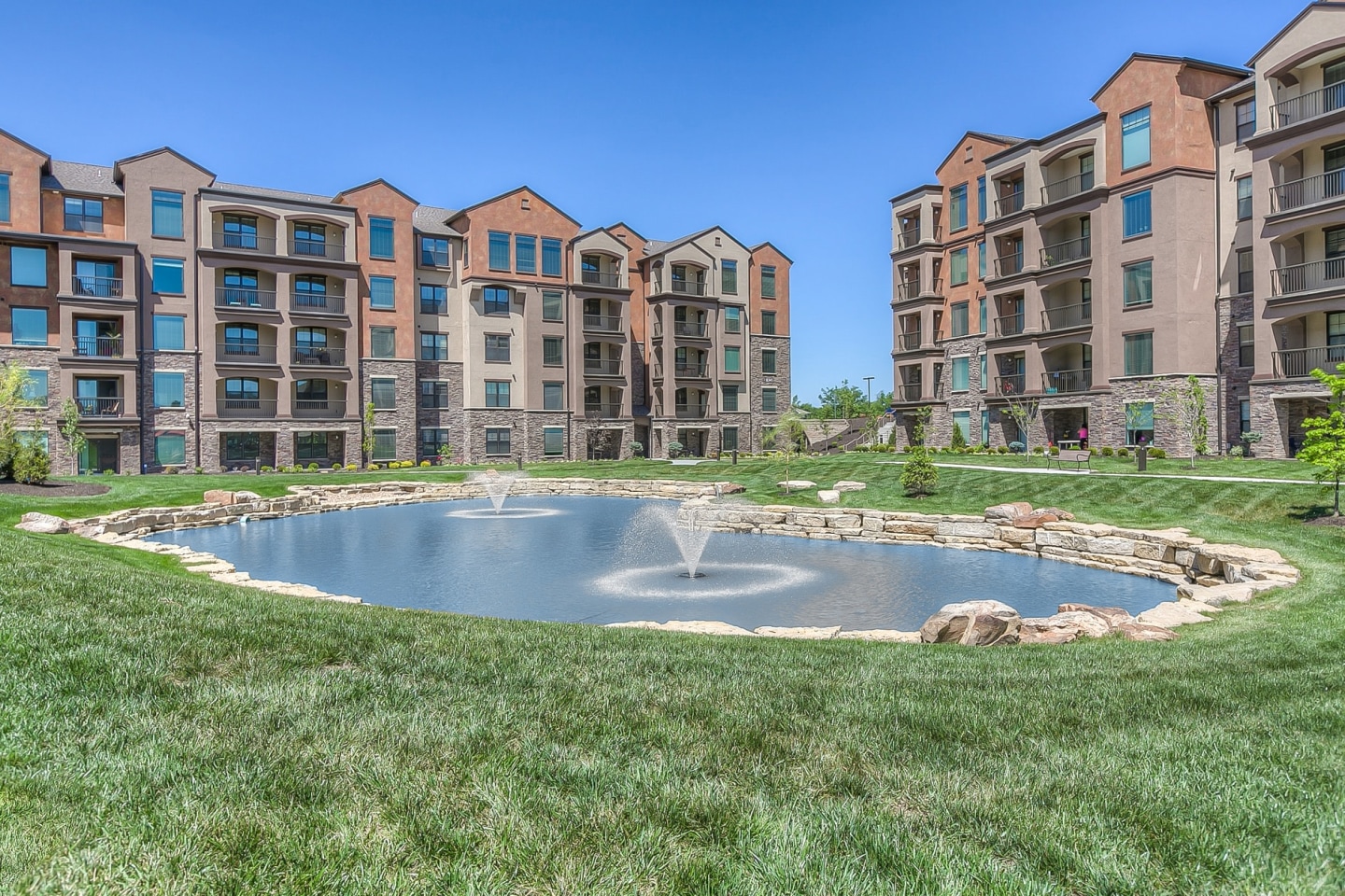 Edgewater at City Center Image 64