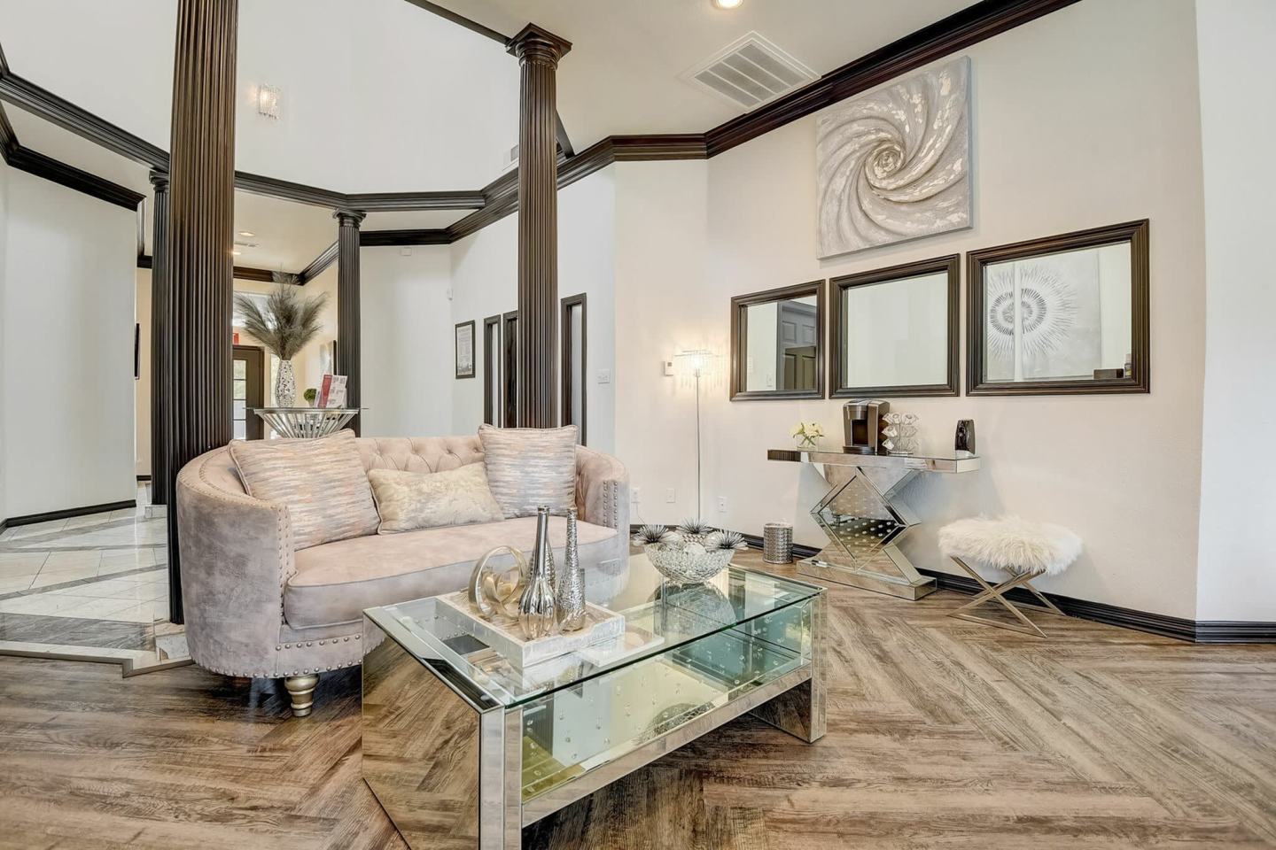 Coronado Villas Image 18