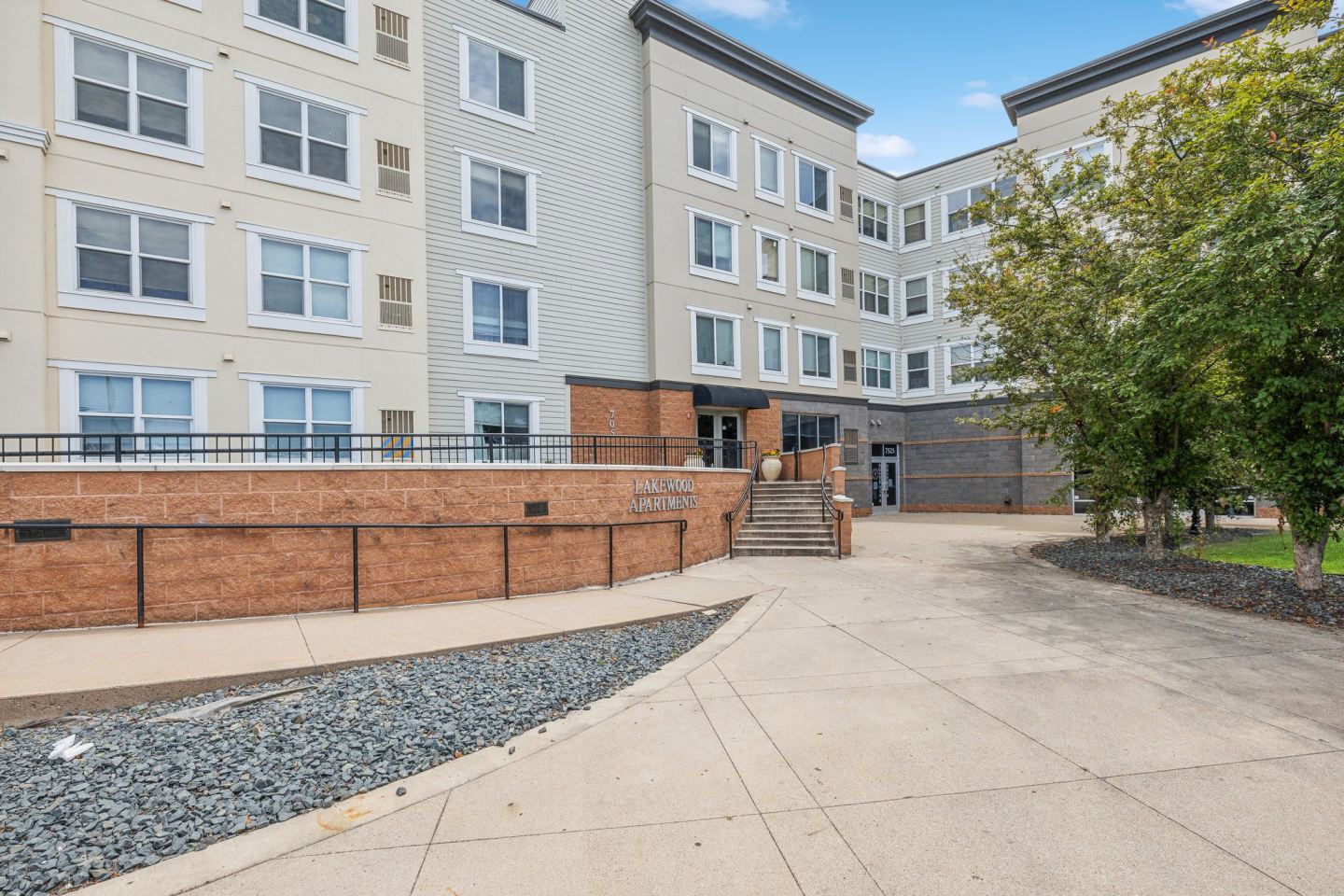 Lakewood Apartments Image 30
