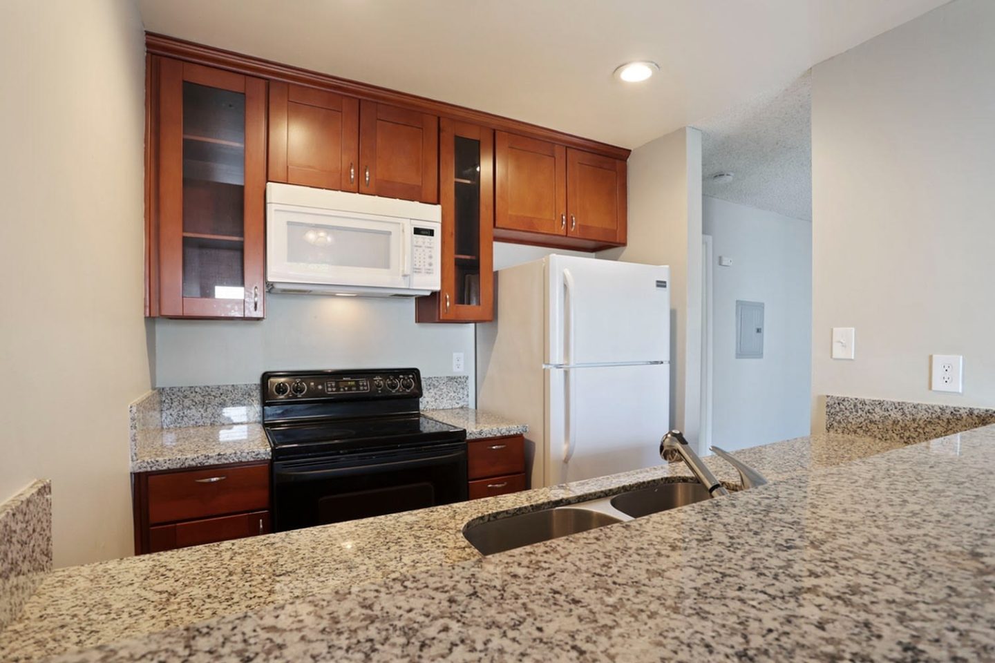 Elevate Apartment Homes Image 15