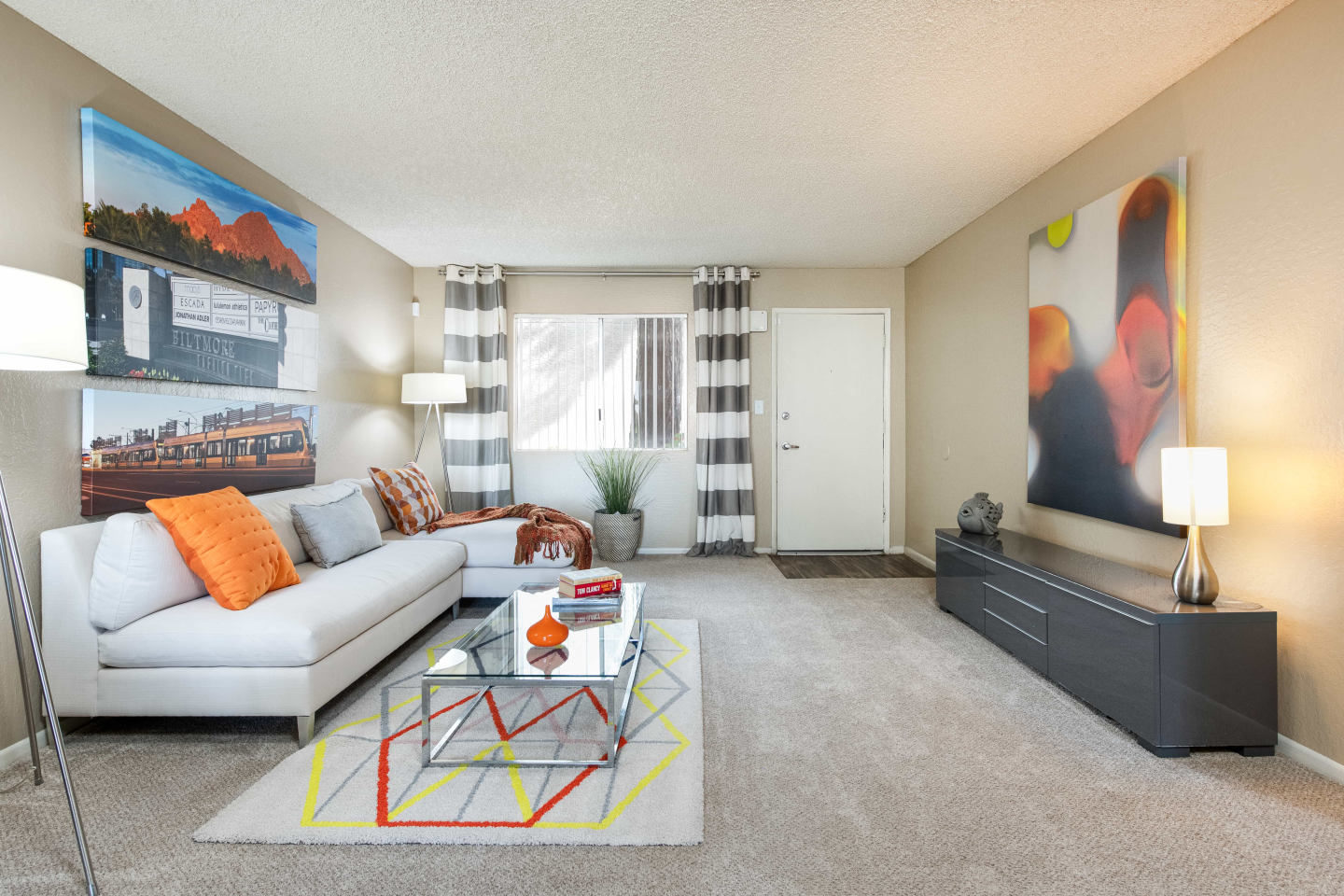 Camelback Cove Apartments Image 15