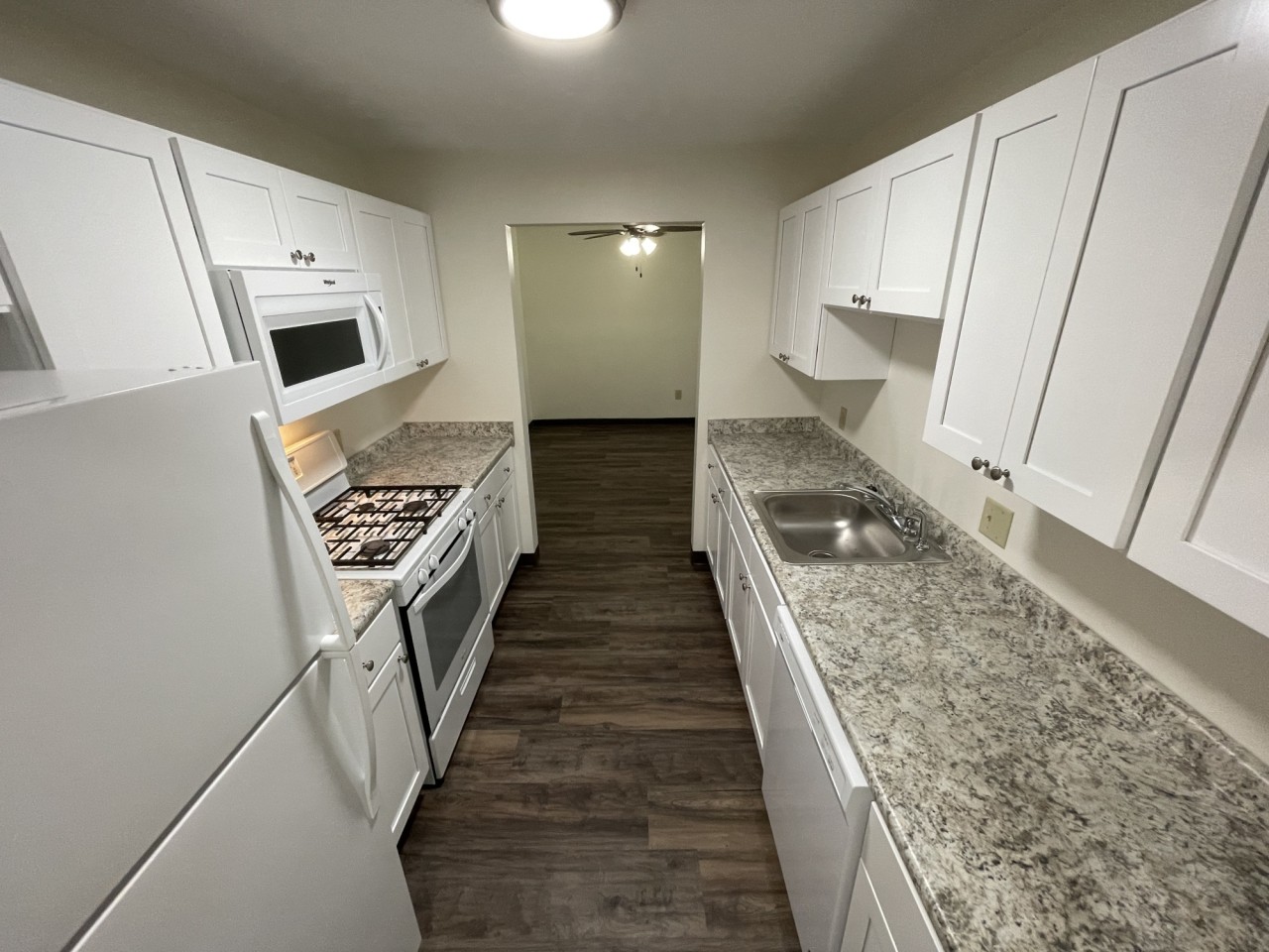 Park View Hills Condominium Image 24