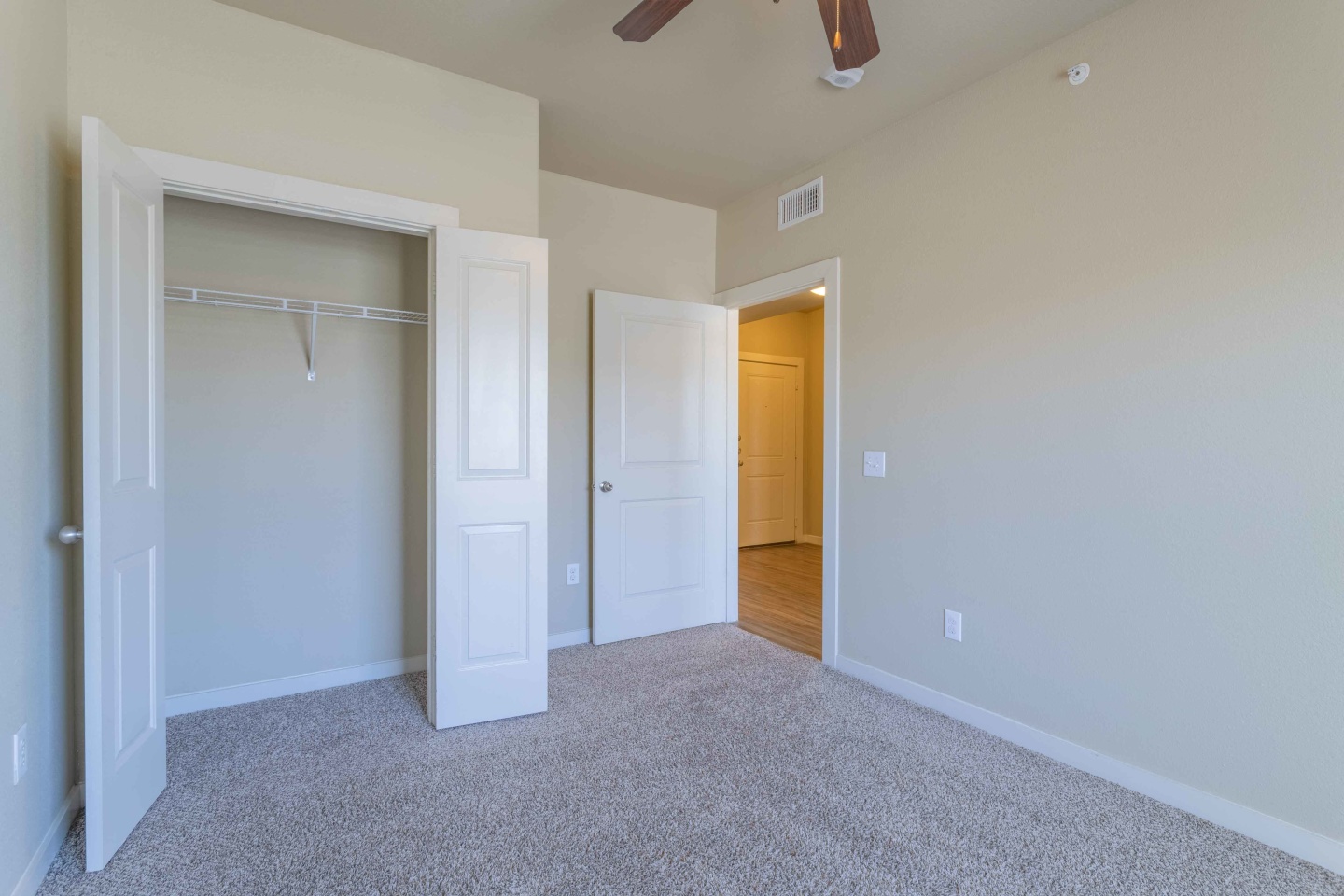 Century Palm Bluff Image 16