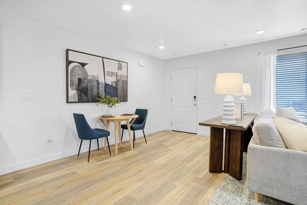Little Valley Townhomes Image 13