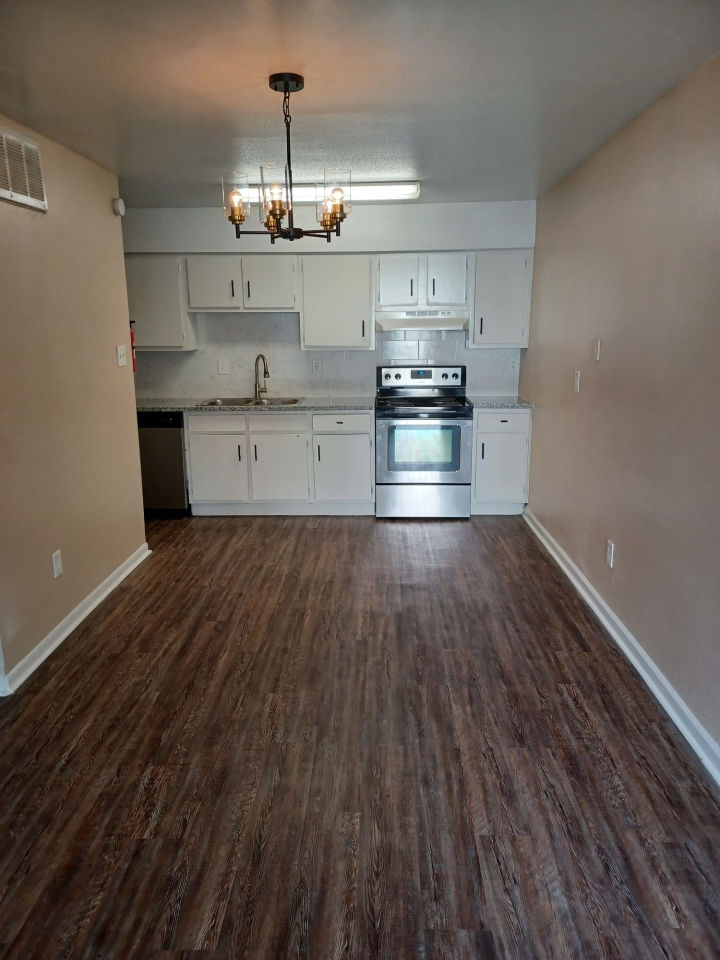 74 Lyerly Place Apartments Image 8