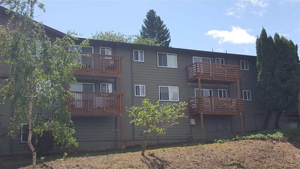 Ashley Court Apartments Image 3
