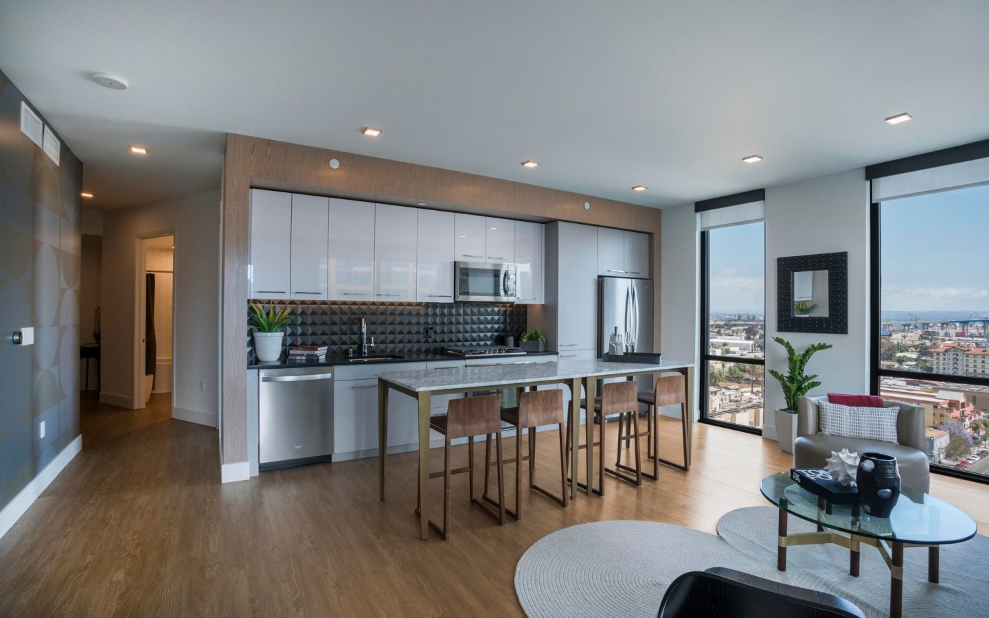 Shift Apartments Image 3