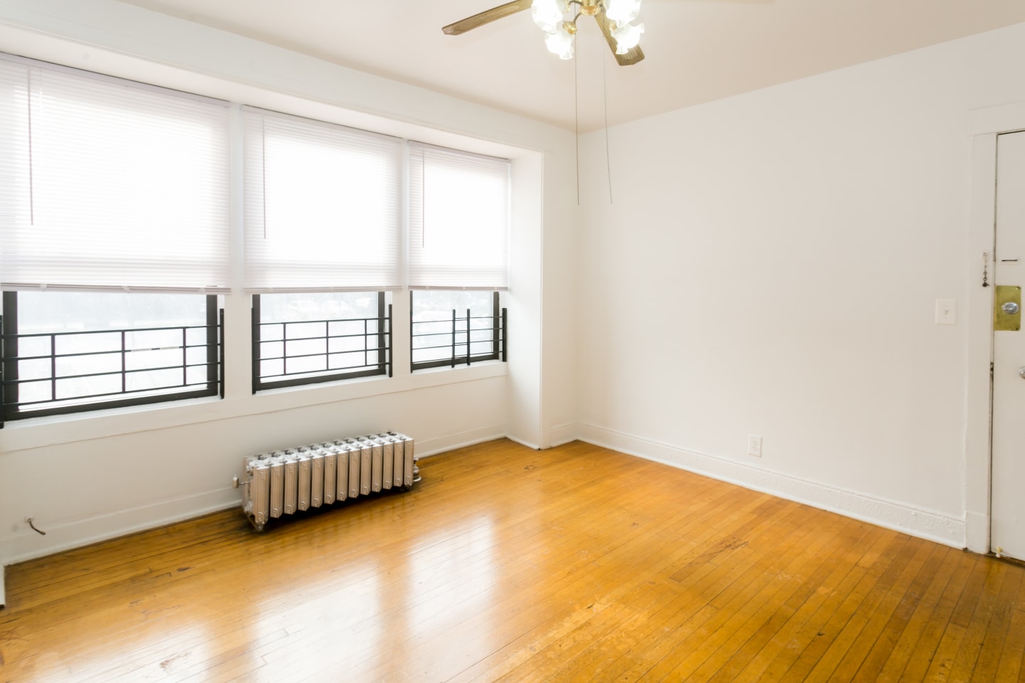 5457-5459 S. Blackstone Avenue Image 13
