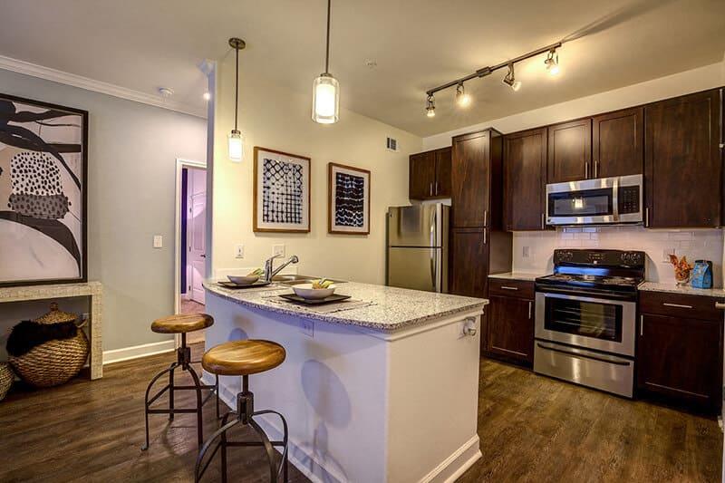 Residence at Gateway Village Image 39