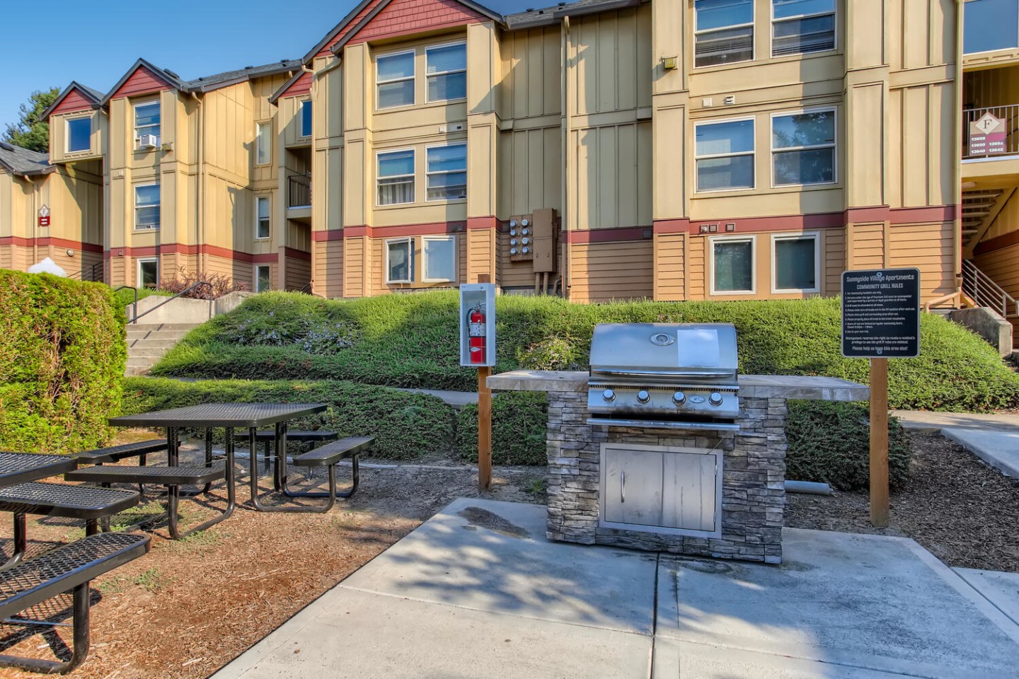 Sunnyside Village Image 21