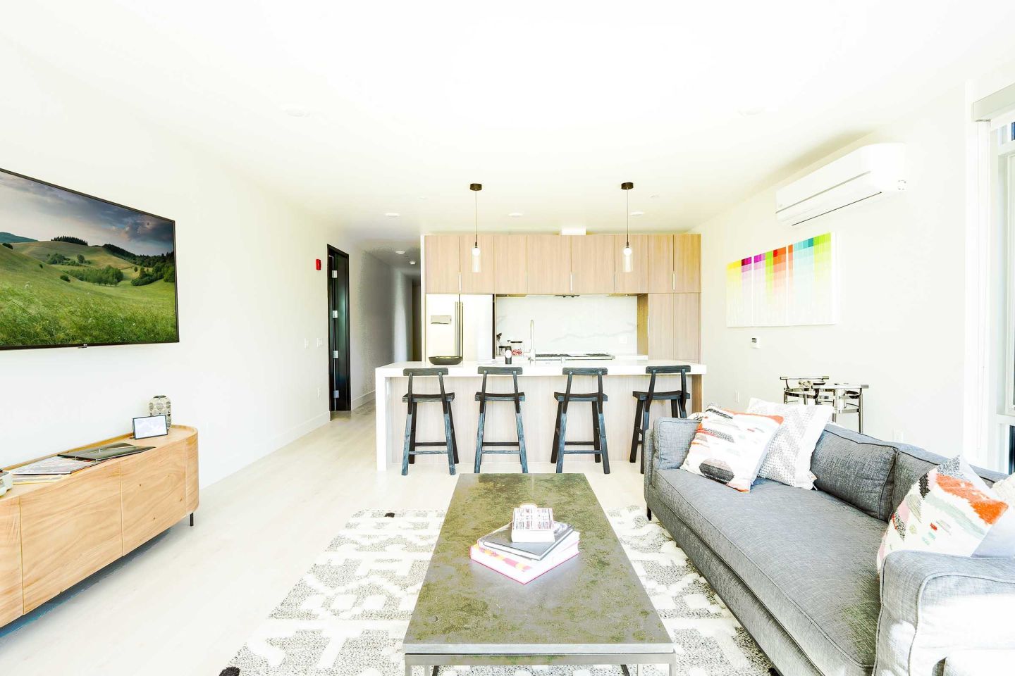1430 Q Image 65