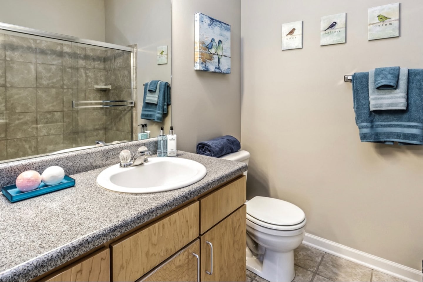 Whispering Hills Apartments Image 13