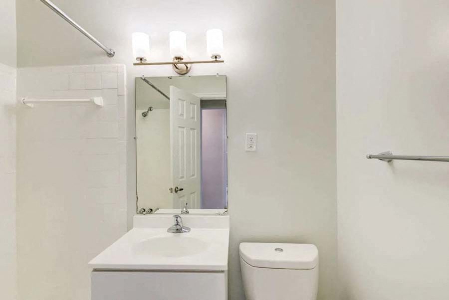 Capital Crossing Apartments Image 16