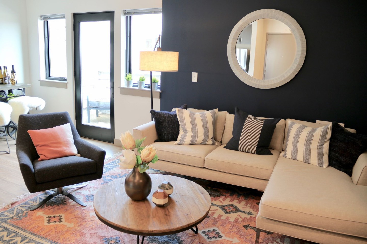 81 Arch Image 3
