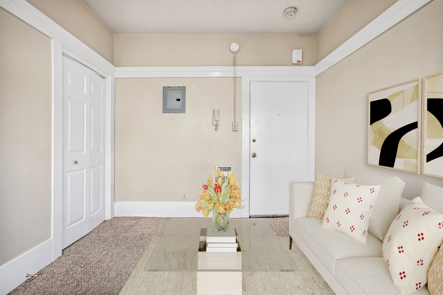 1025 Post Apartments Image 2
