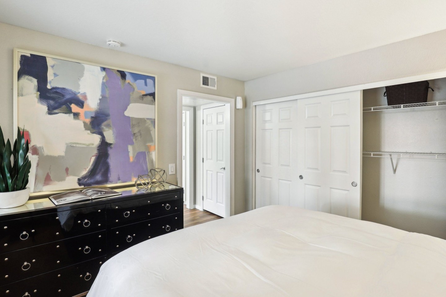 Senior Housing - Valley View by Welltower Living Image 23