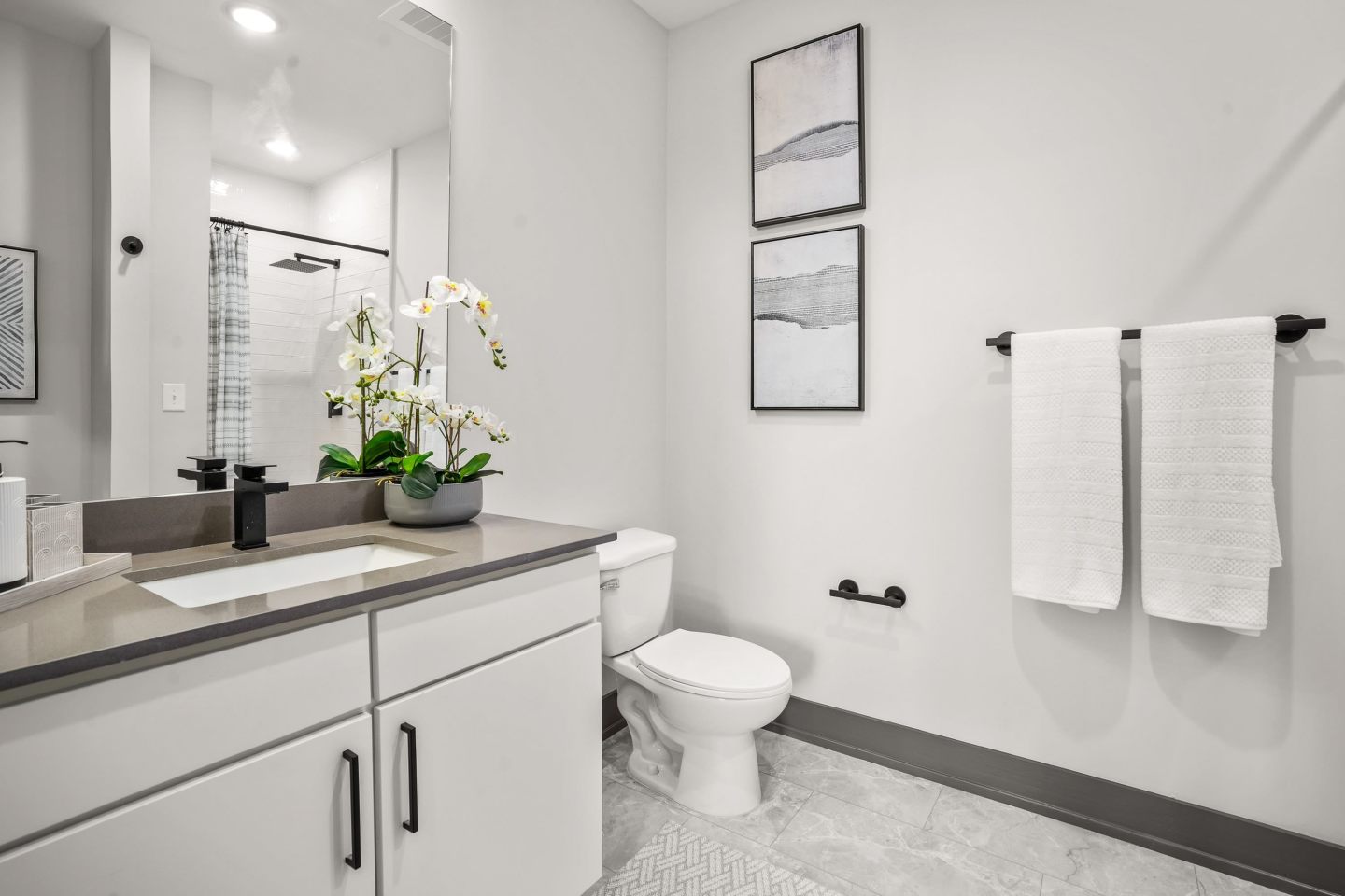 555 Boulevard Image 22