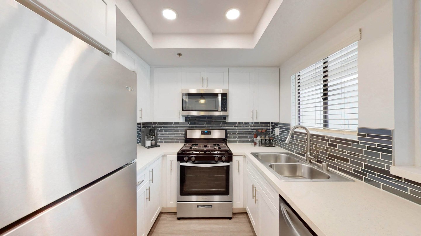 Sendero Huntington Beach Image 10