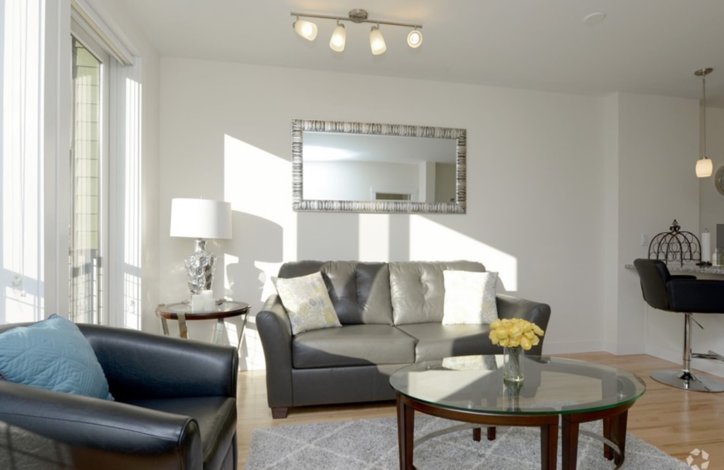 603 Concord Image 5