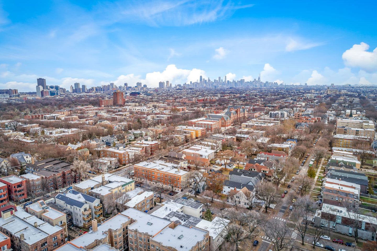 1601-15 W Berteau Image 3
