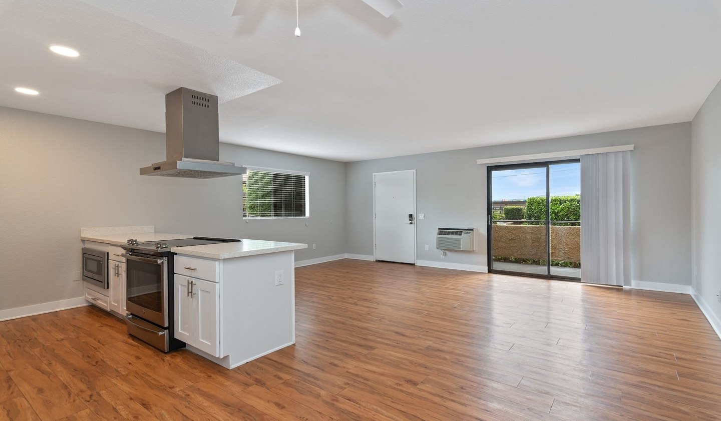 Hidden Cove Apartments Image 4