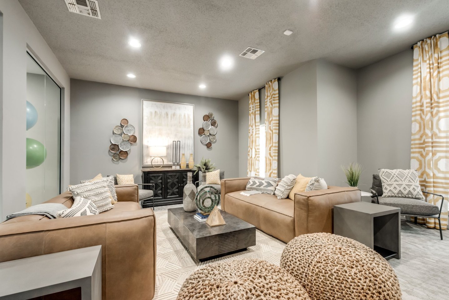Grand Palms Apartment Homes Image 16