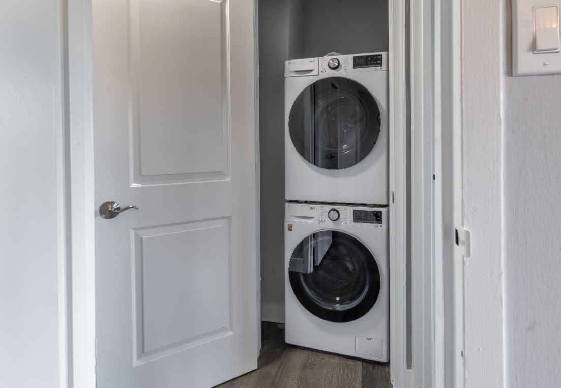 Laverock Place Apartment Image 10