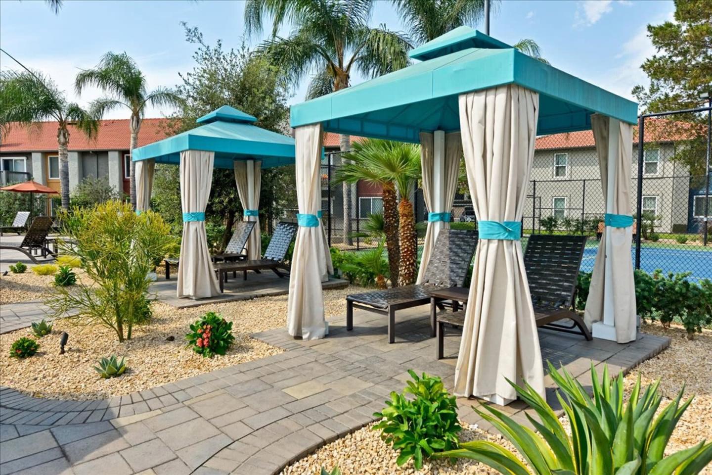 Corona Pointe Resort Image 76