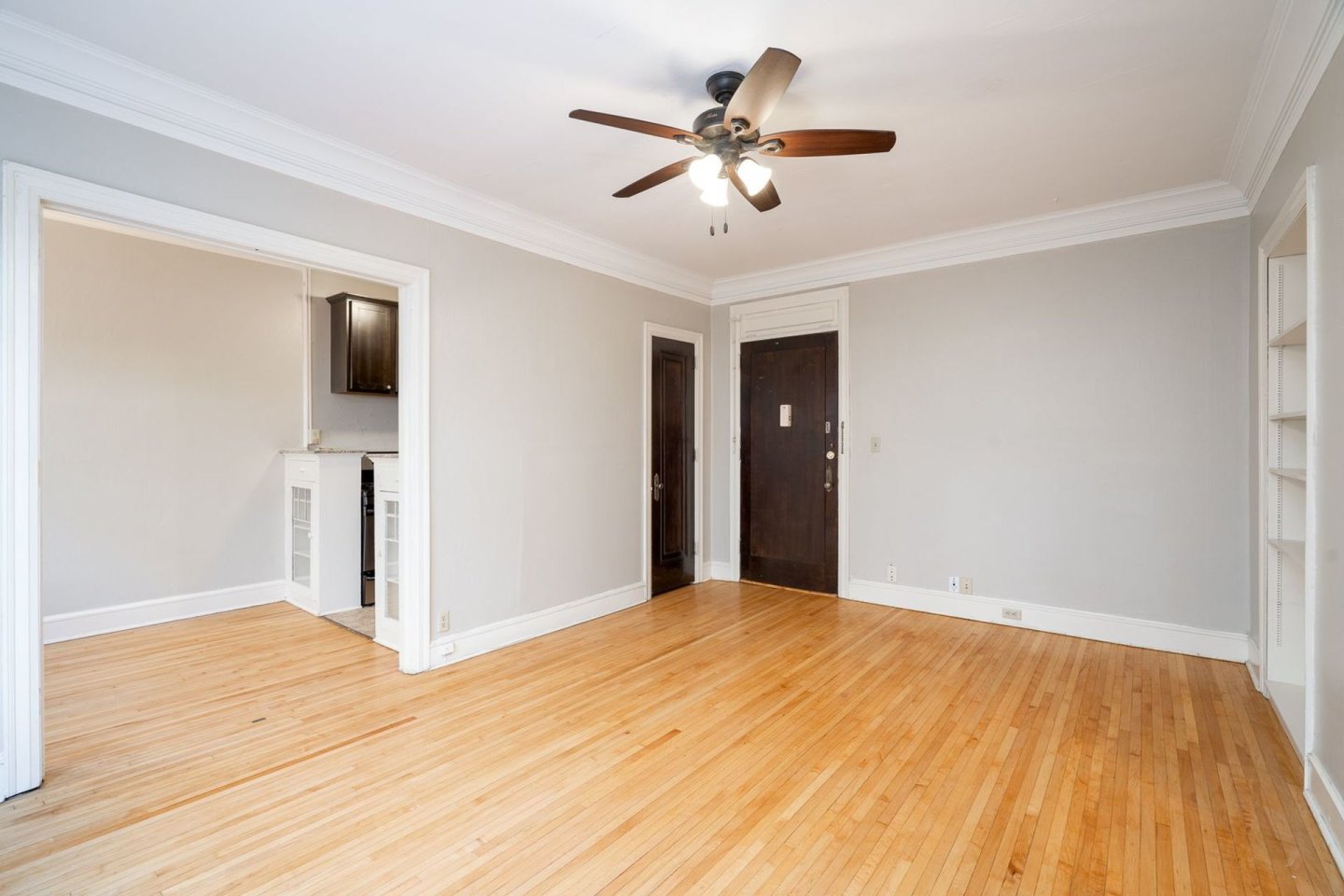 Loring Grove Apartments Image 12
