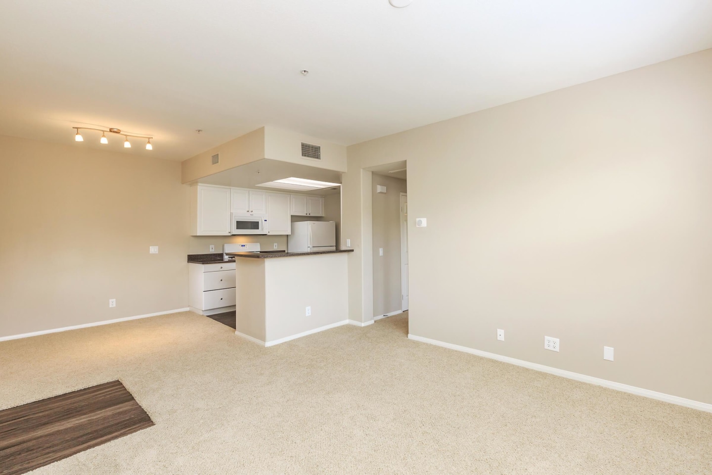 Laurel Terrace Apartment Homes Image 15