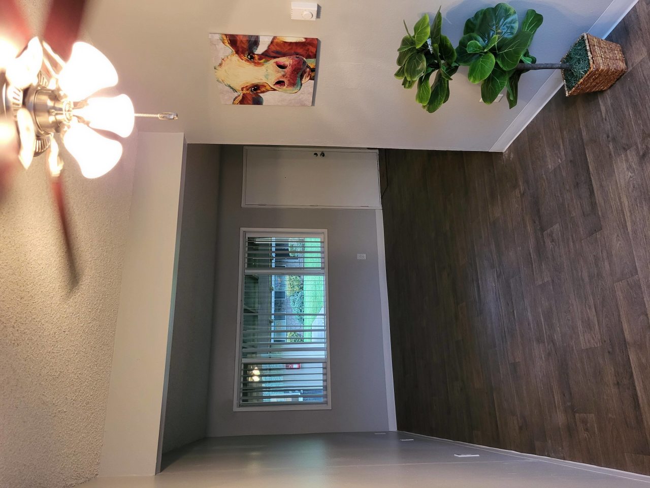 Townhouse Square Image 21