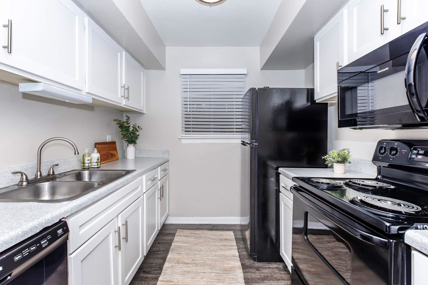 Westwood Park Apartments Image 14