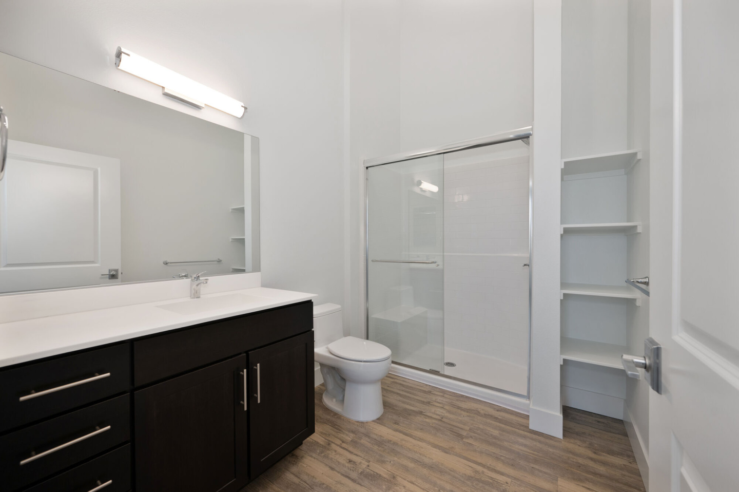 Vela Apartments Image 115
