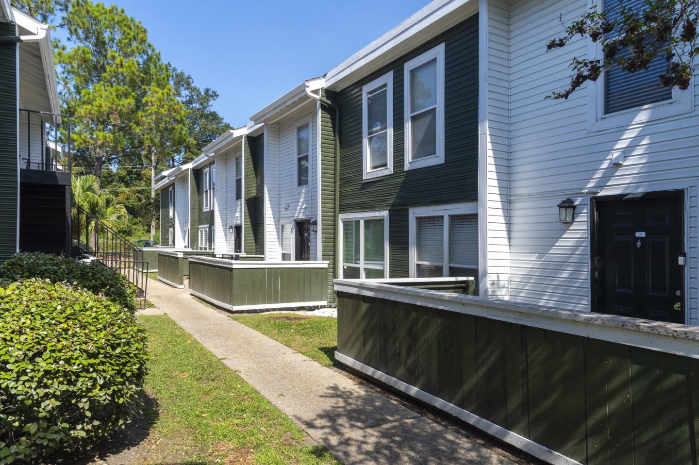 5 East Image 14