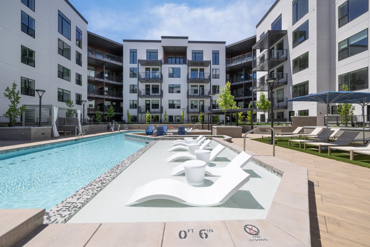 Grandeur at Holladay Hills Image 3