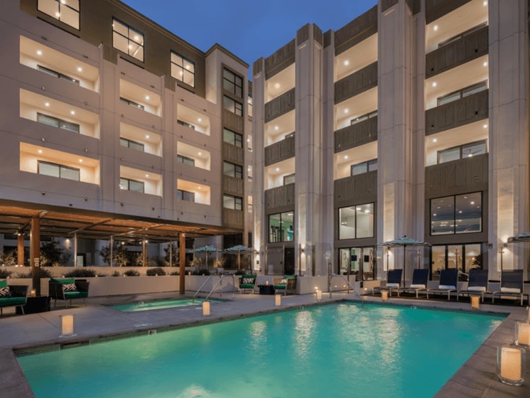 The Mansfield at Miracle Mile Image 29