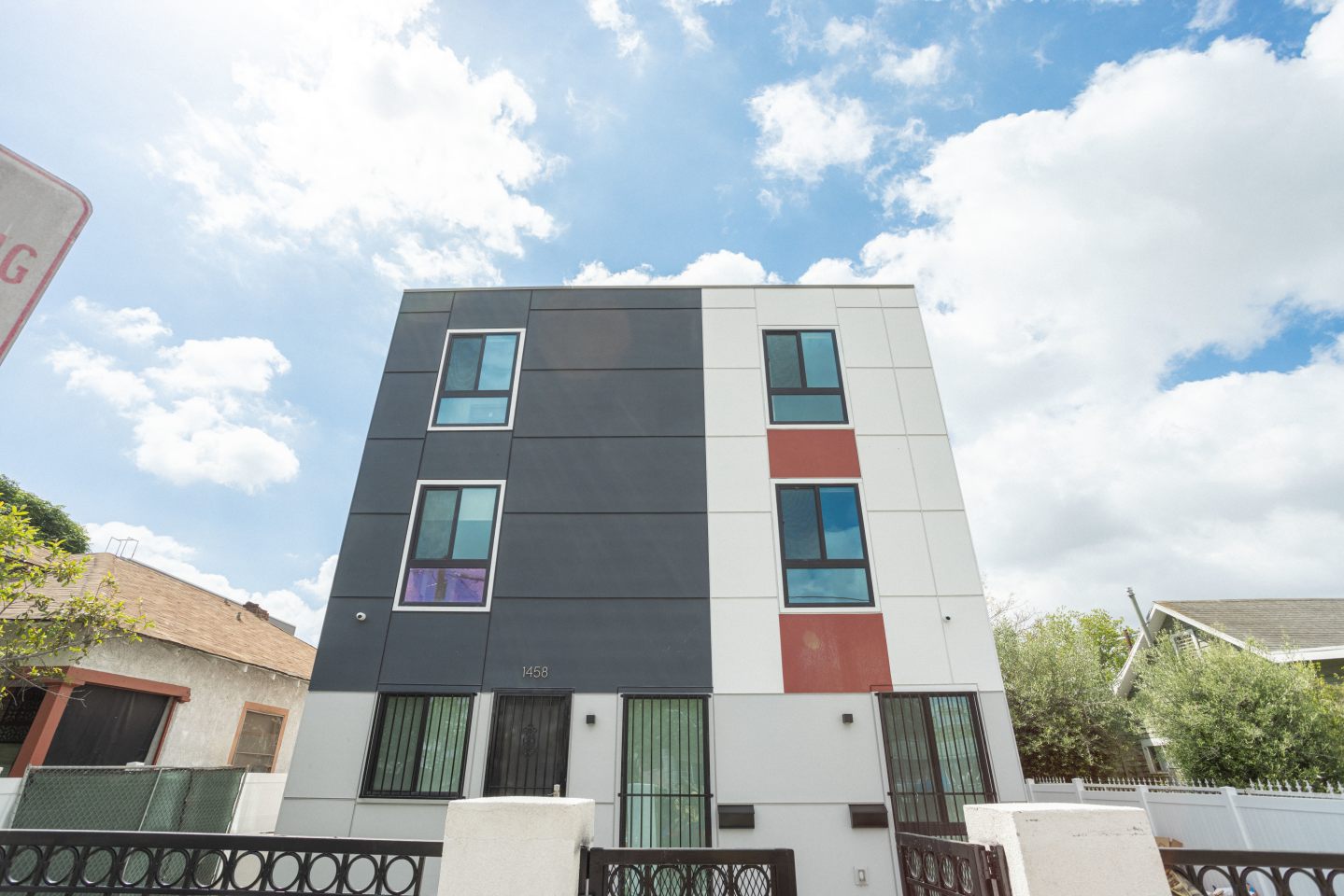 1458 W 37th Street - Co-Living Housing Image 19
