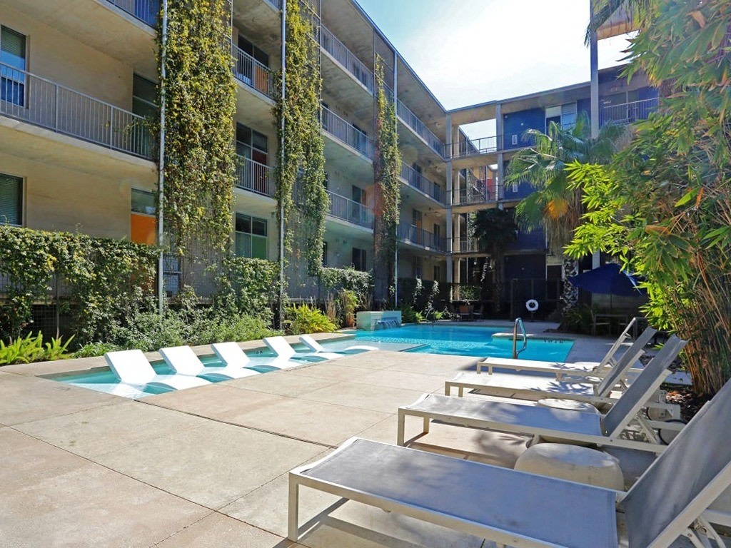 1221 Broadway Lofts Image 10