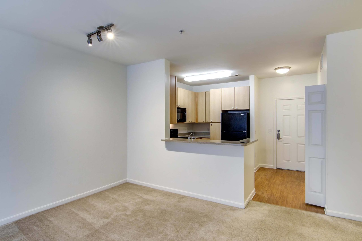 Prynne Hills Image 50