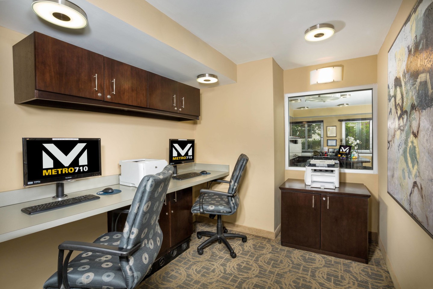 Metro 710 Apartments Image 8