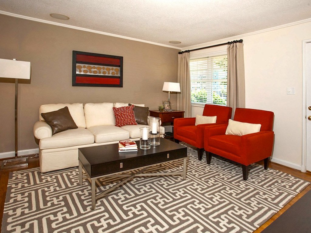 Glen Lennox Apartments Image 3