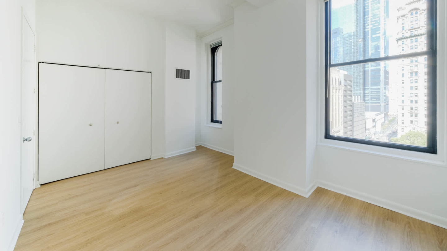 71 Broadway Image 21