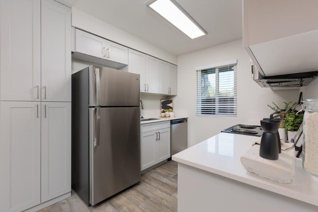 Reveal Apartments Image 1