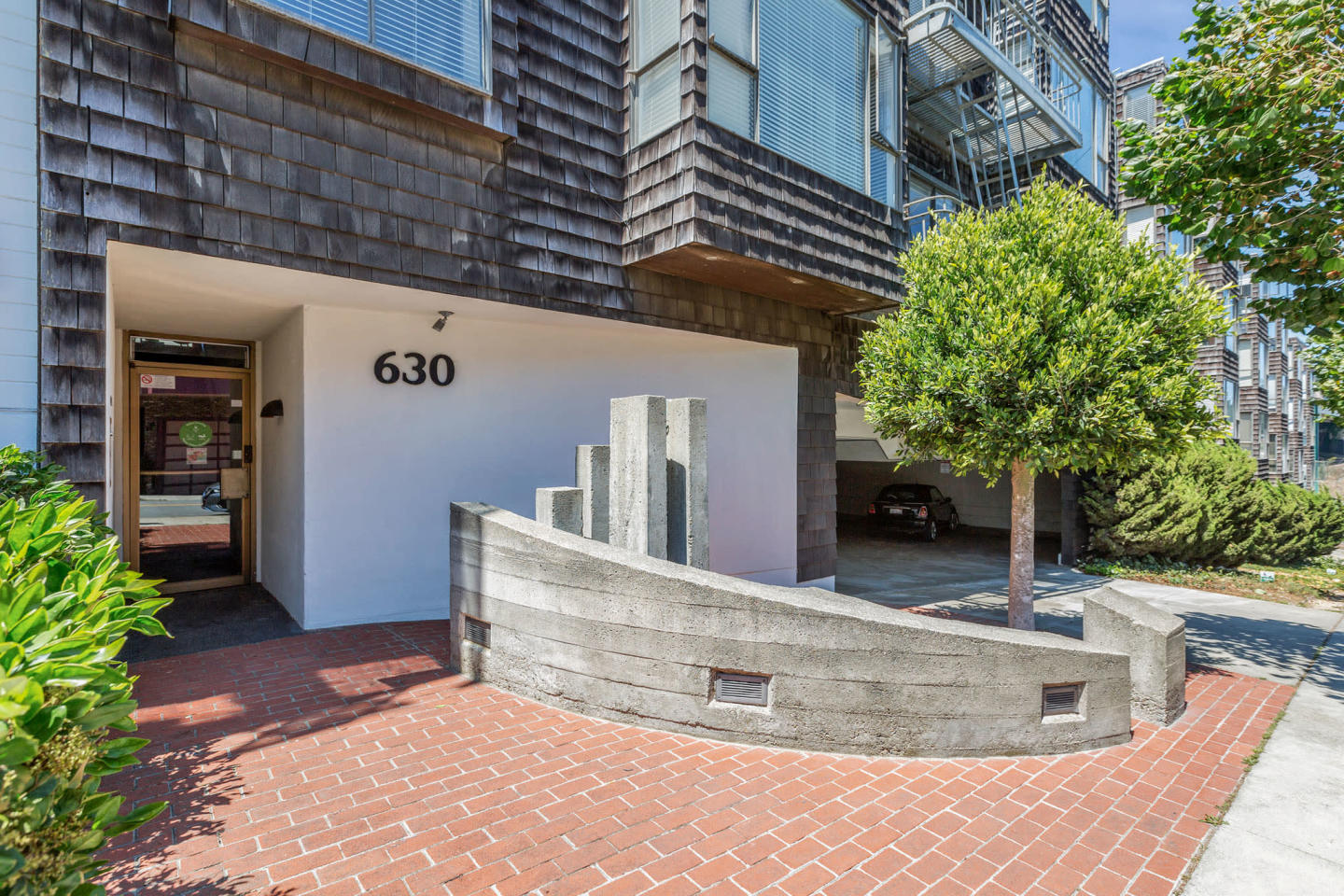 630 Grand View Ave Image 18