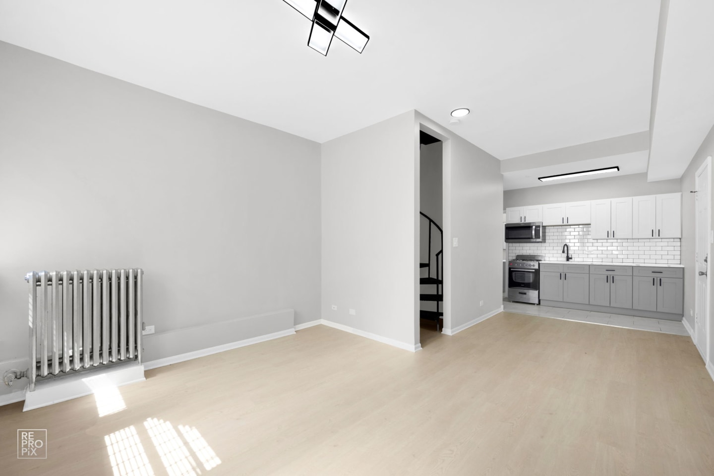 7715 South Shore Drive Image 4