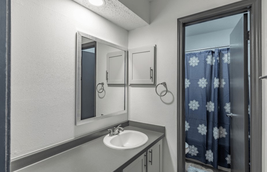 Tradewinds Apartment Homes Image 4