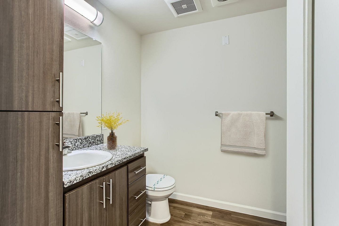 Parkside Lofts Image 8