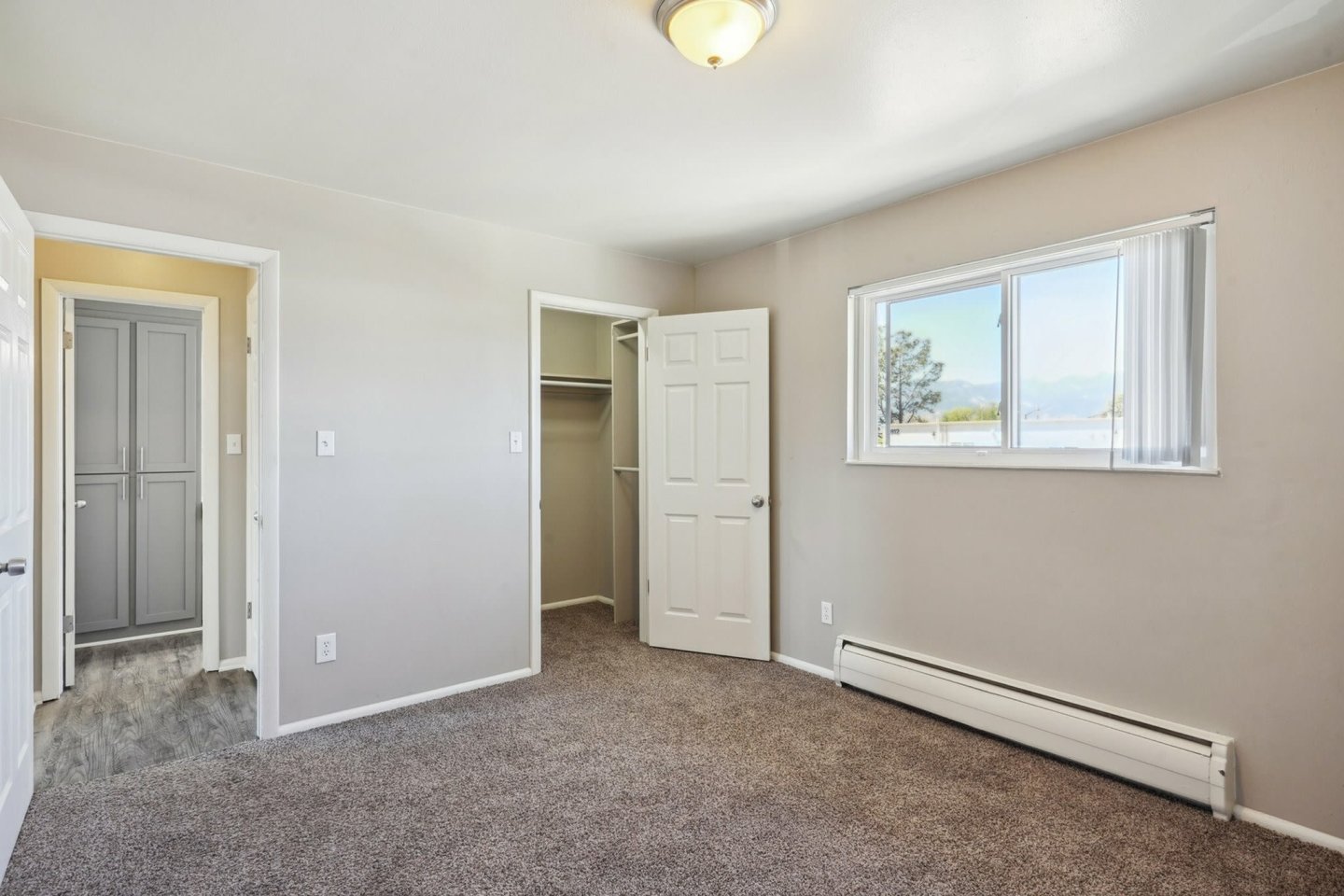 Autumn Lane Apartments Image 3